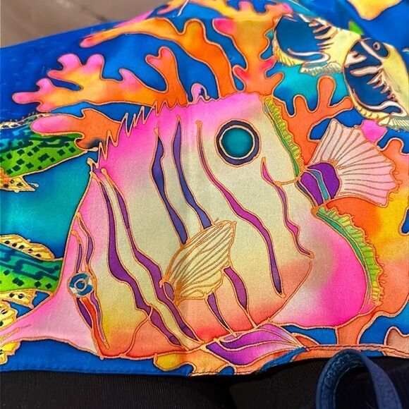 Vintage Lee Caldwell hand painted silk mtropical fish ocean scarf fabulous - Picture 12 of 15